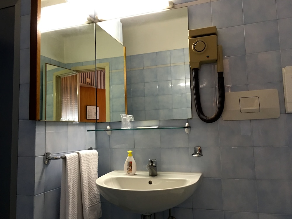 Hotel Garda 24/30