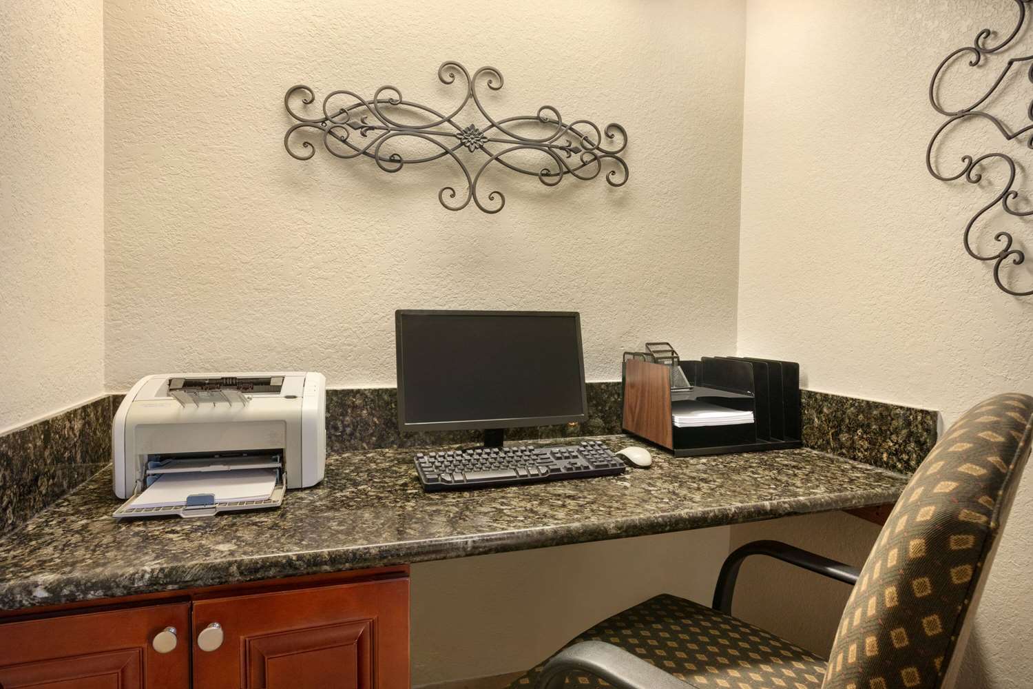 Baymont by Wyndham Kansas City KU Medical Center 10/11