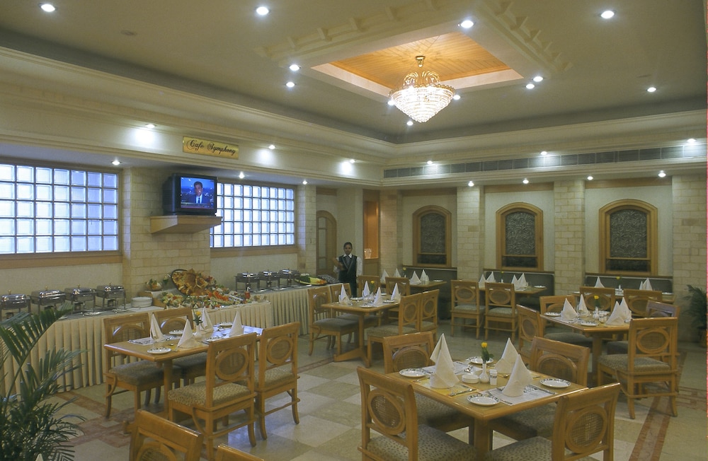 The Pride Hotel Nagpur 23/33