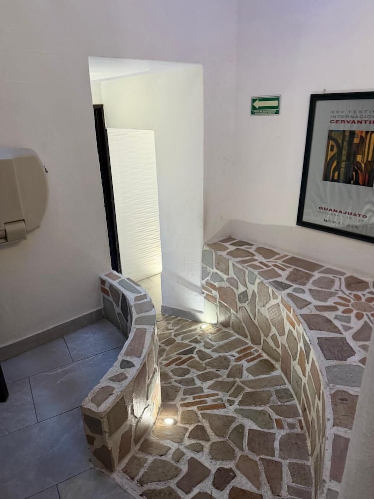 Hotel Luna 38/50