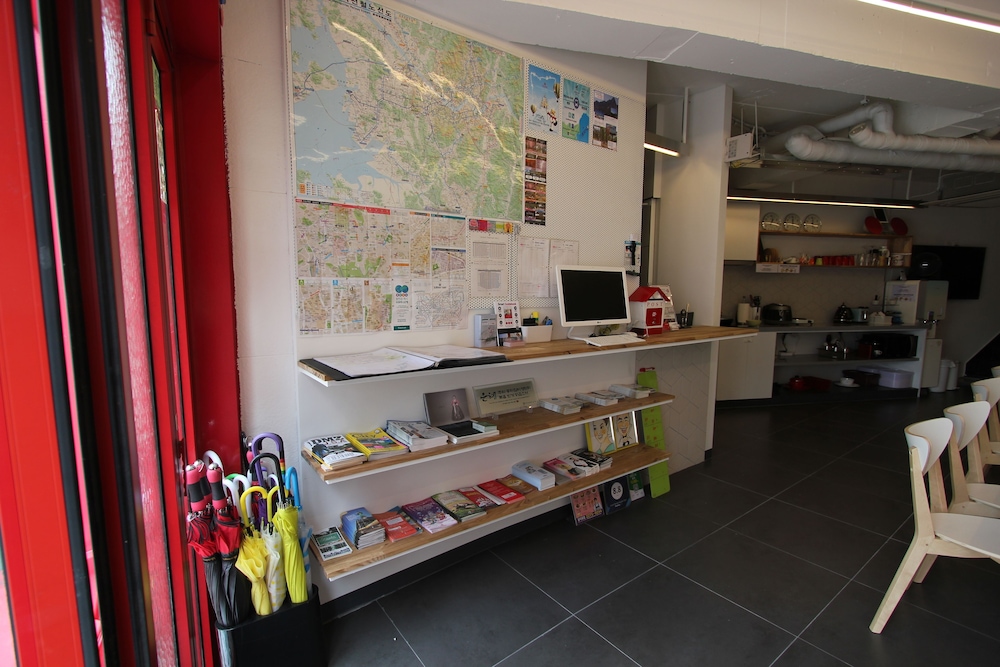 B My Guesthouse 50/50