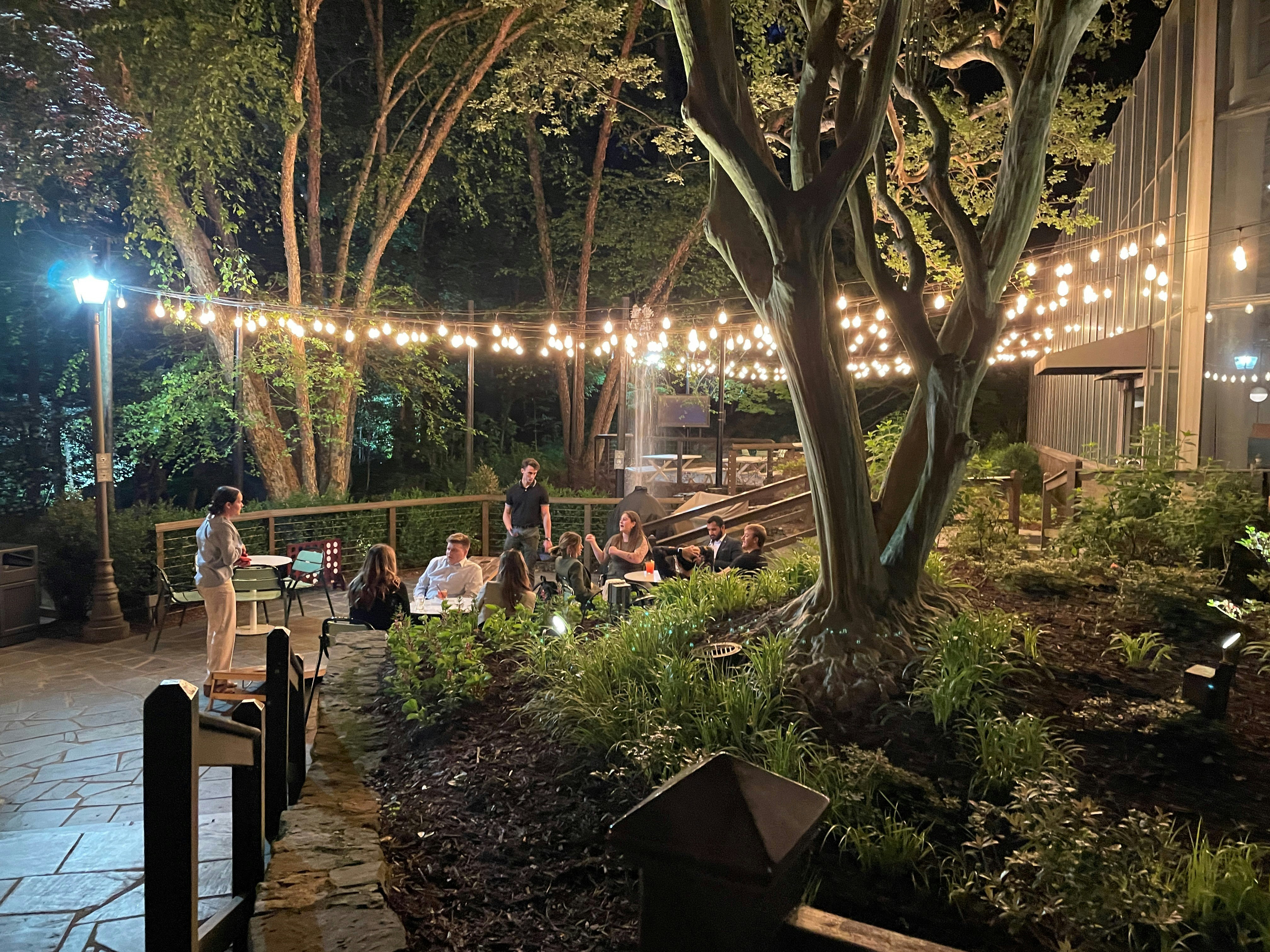 Crowne Plaza Atlanta Perimeter At Ravinia 74/78
