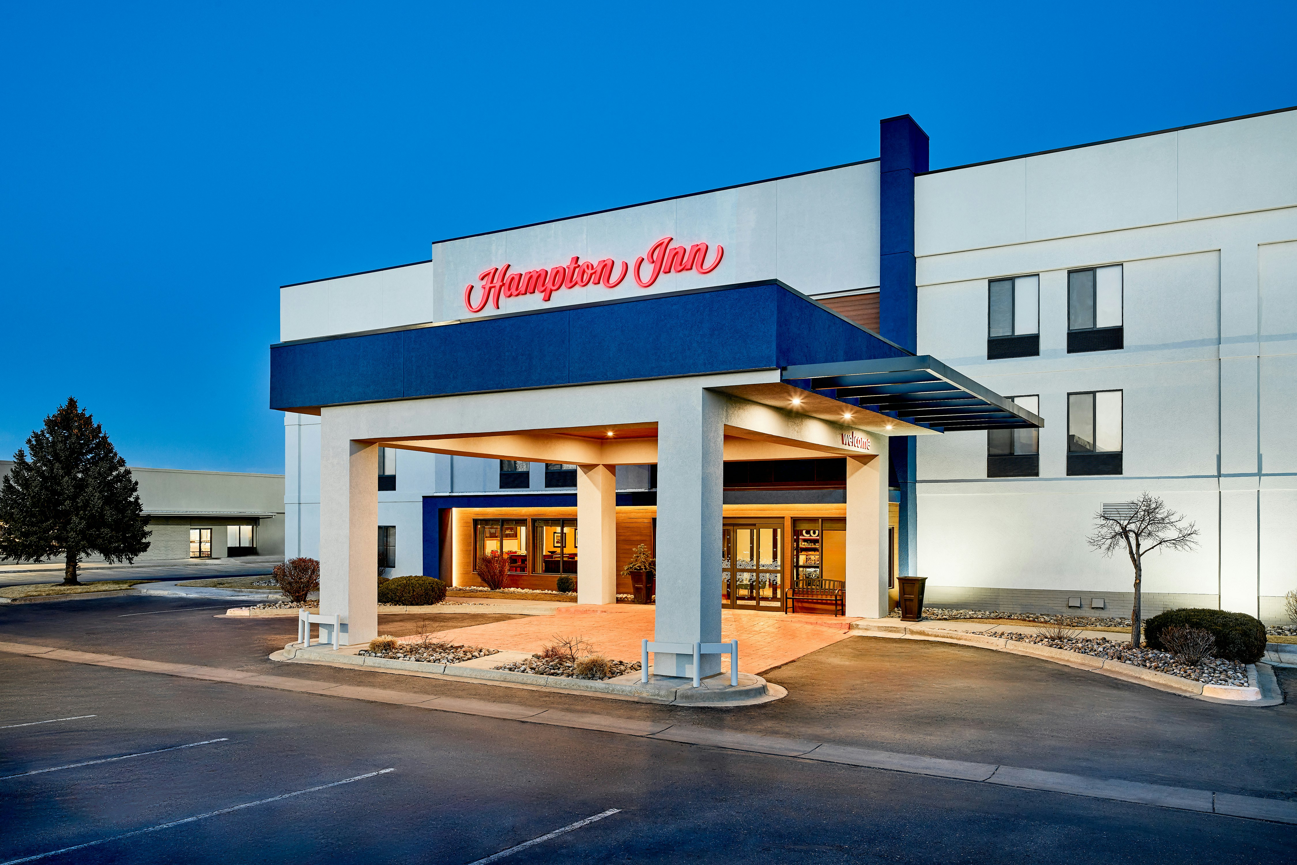 Hampton Inn Longmont 4/46