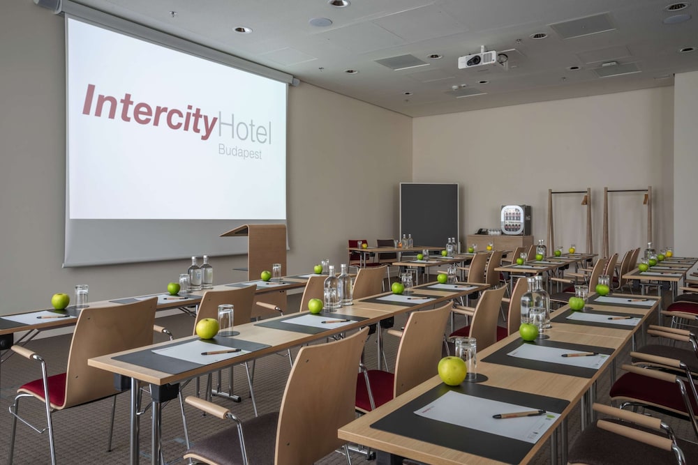 IntercityHotel Budapest 53/65