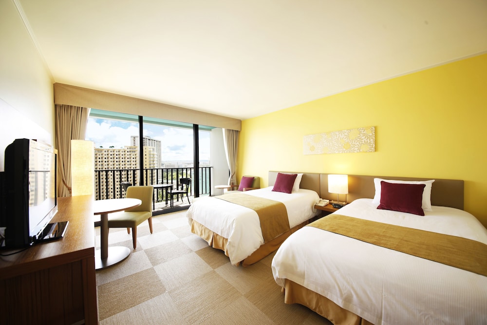 Room, Twin Beds, Ocean View, Beach Tower
