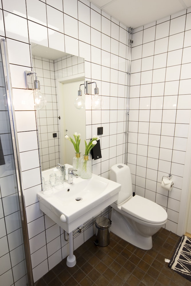 Livin Station Sure Hotel Collection By Best Western 64/66