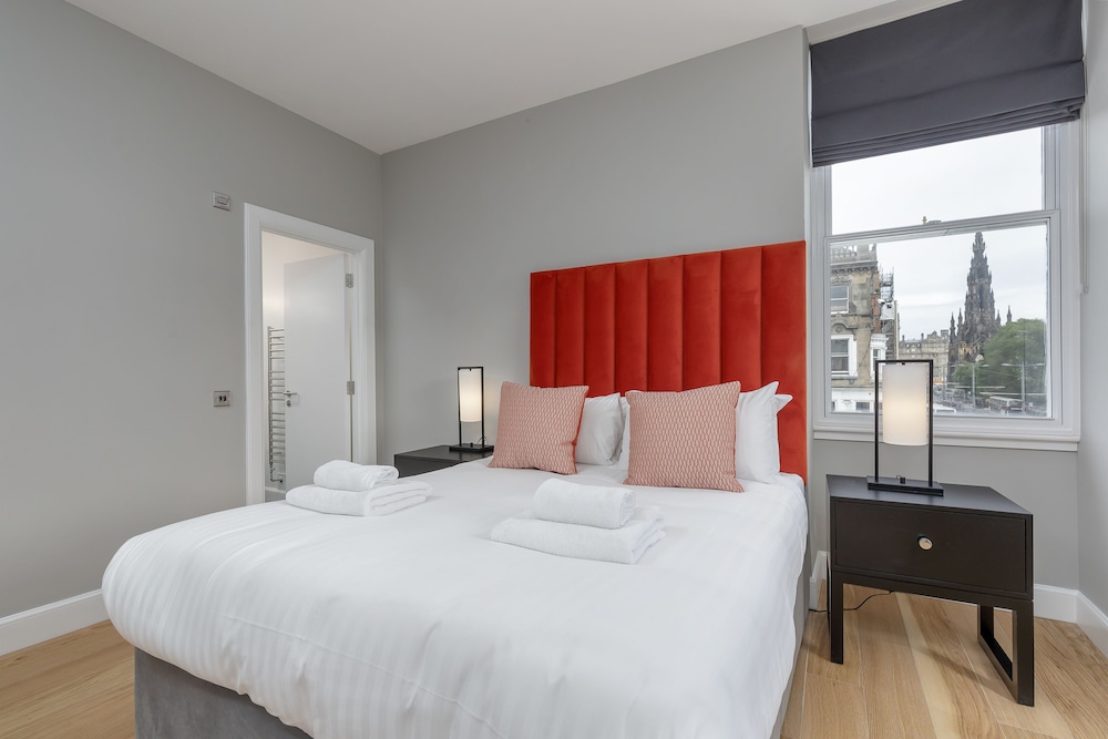Destiny Scotland Hanover Apartments 13/50