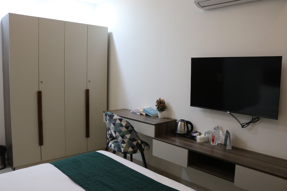 AVA Hotels and Corporates Millennium City 33/50
