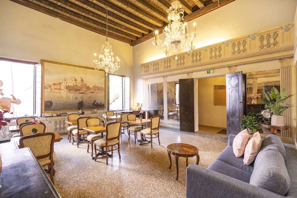 Ca' CENTOPIETRE 26/50