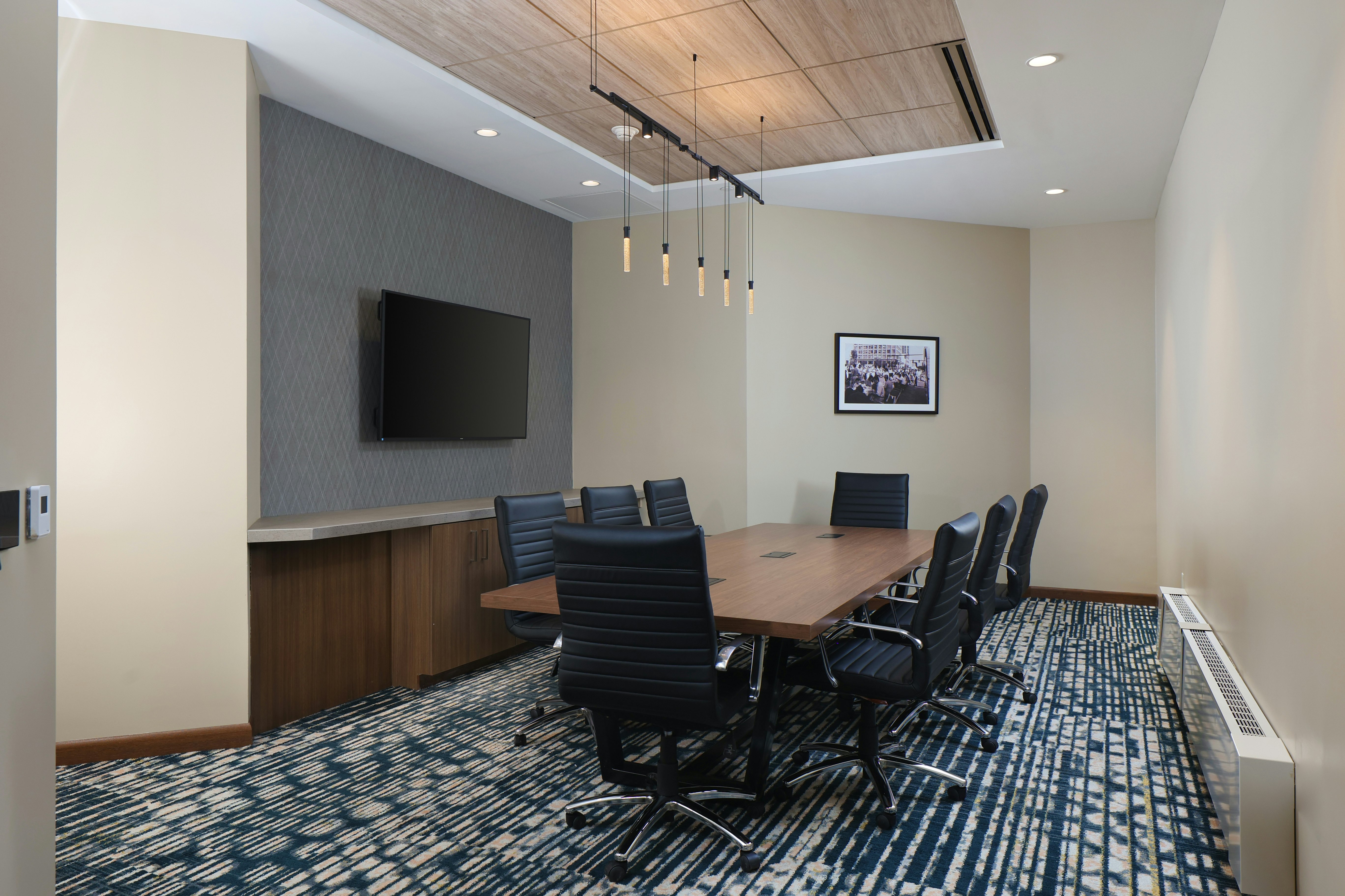 DoubleTree by Hilton Battle Creek 39/44