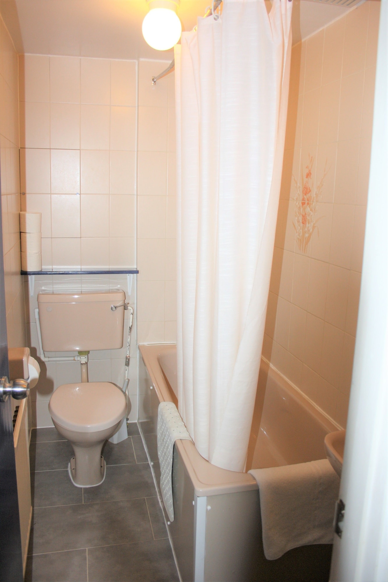 غرفة ثلاثية بسرير مزدوج وسرير فردي، Mitre House 4/4