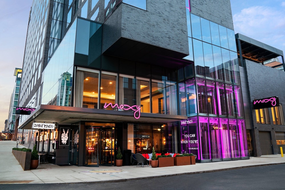 Moxy Louisville Downtown 1/61