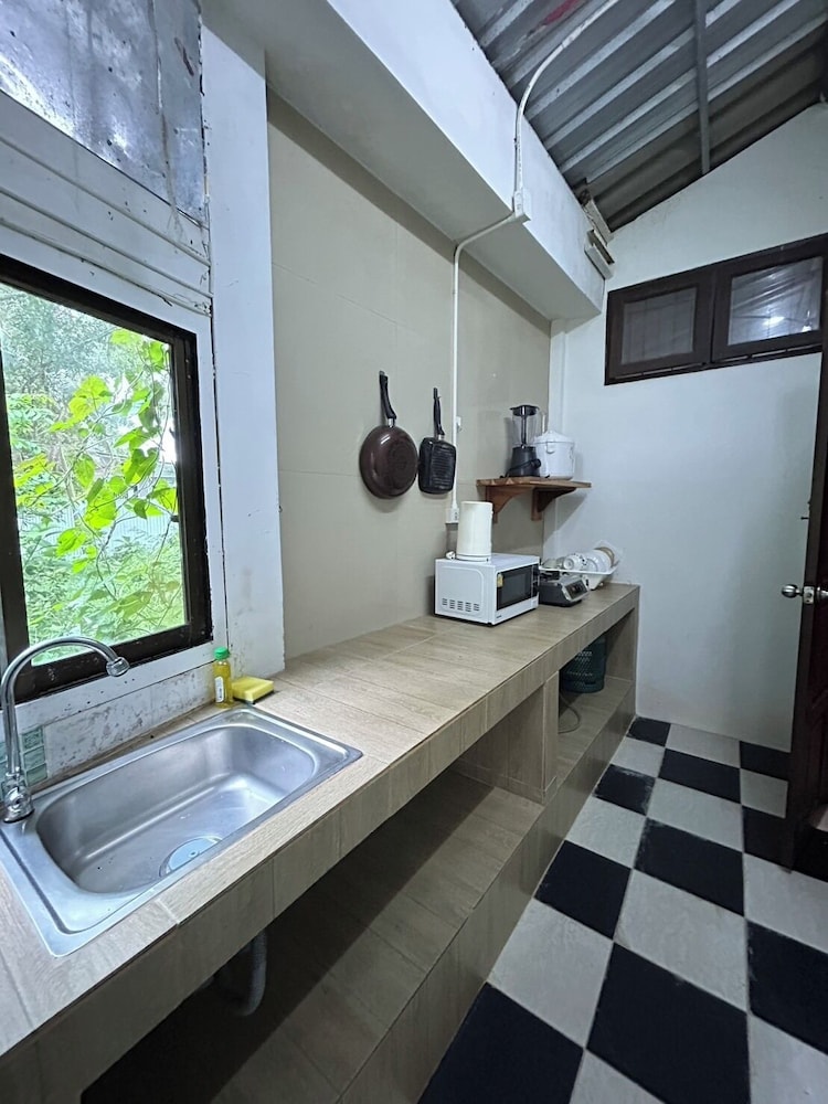 Araya Boutique Hotel 42/69