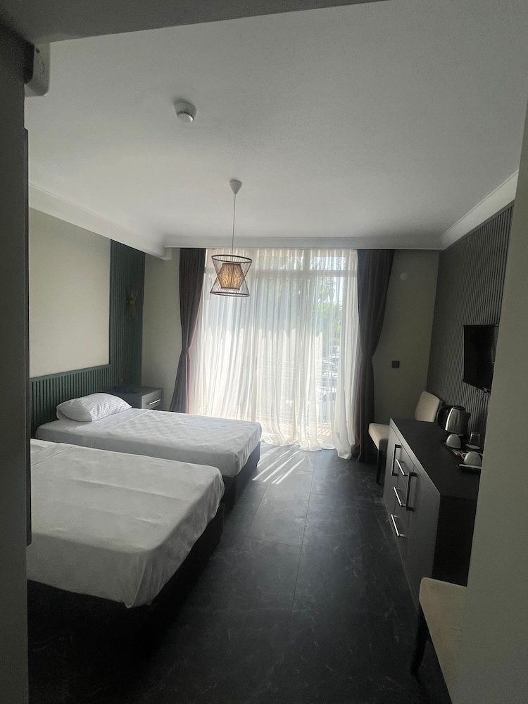 Ali Baba Hotel 19/38