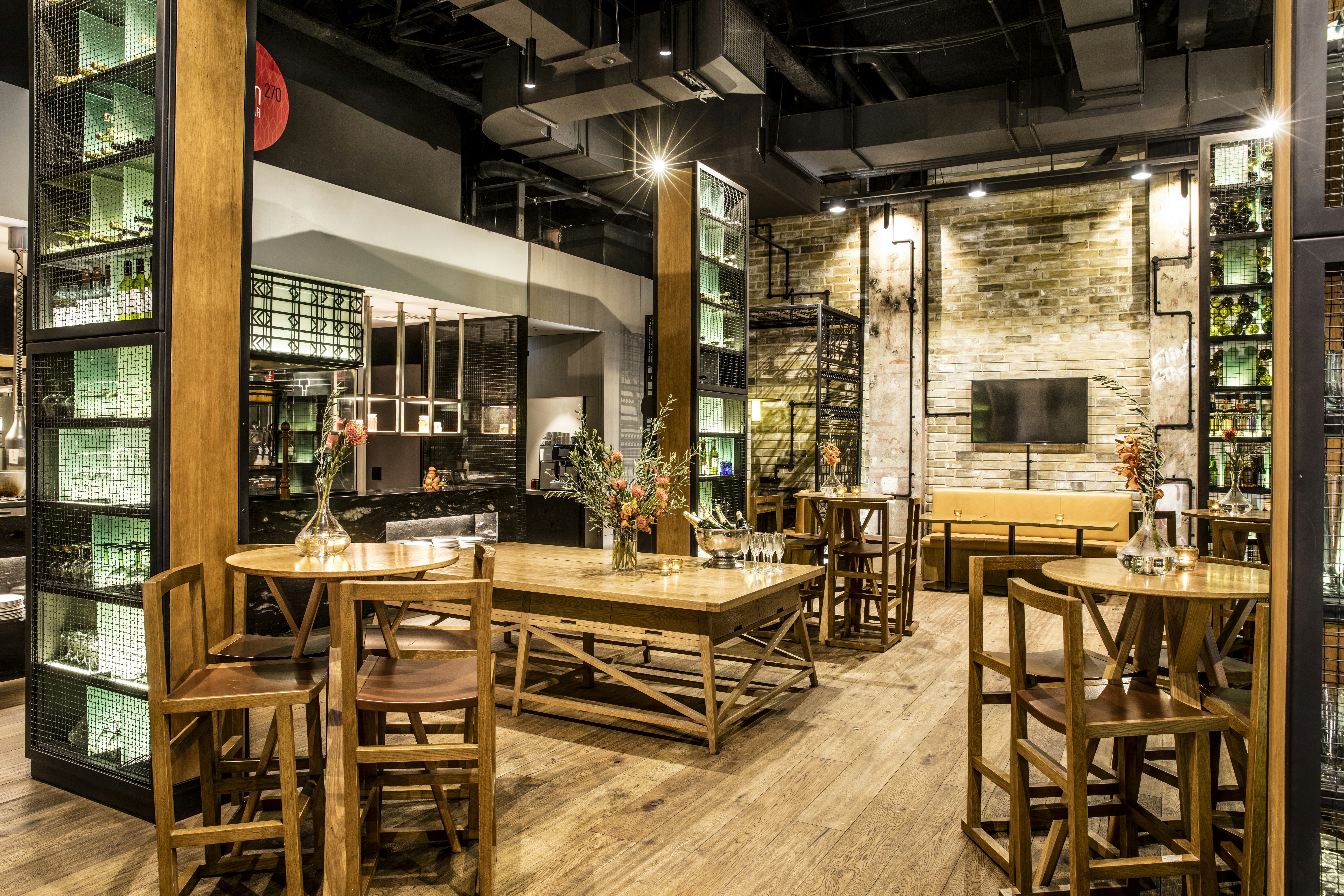 DoubleTree by Hilton Hotel Melbourne - Flinders Street 10/19