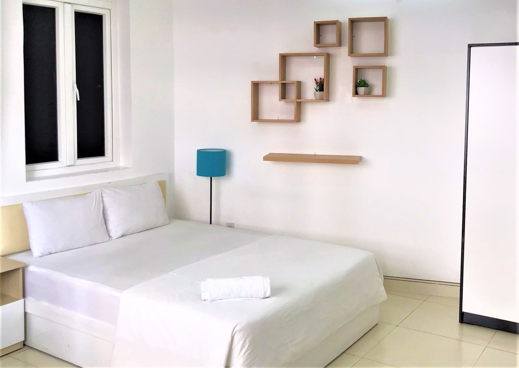 1 BEDROOM, APARTMENT