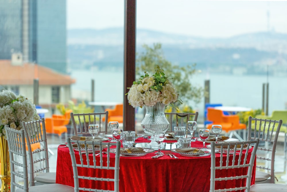 Point Hotel Taksim 55/68