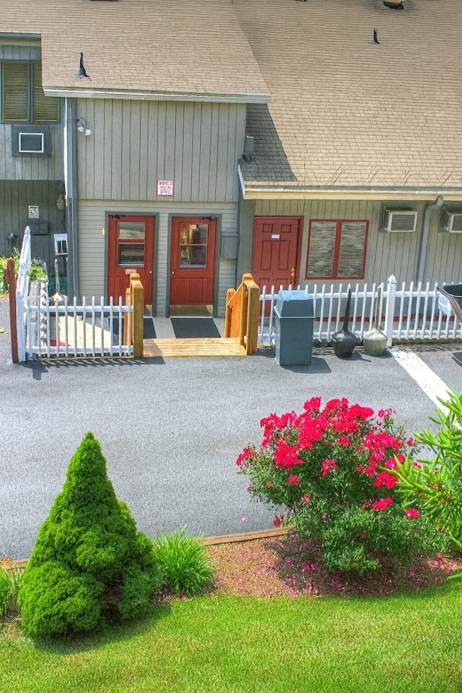 Smoketree Lodge, a VRI resort 63/70