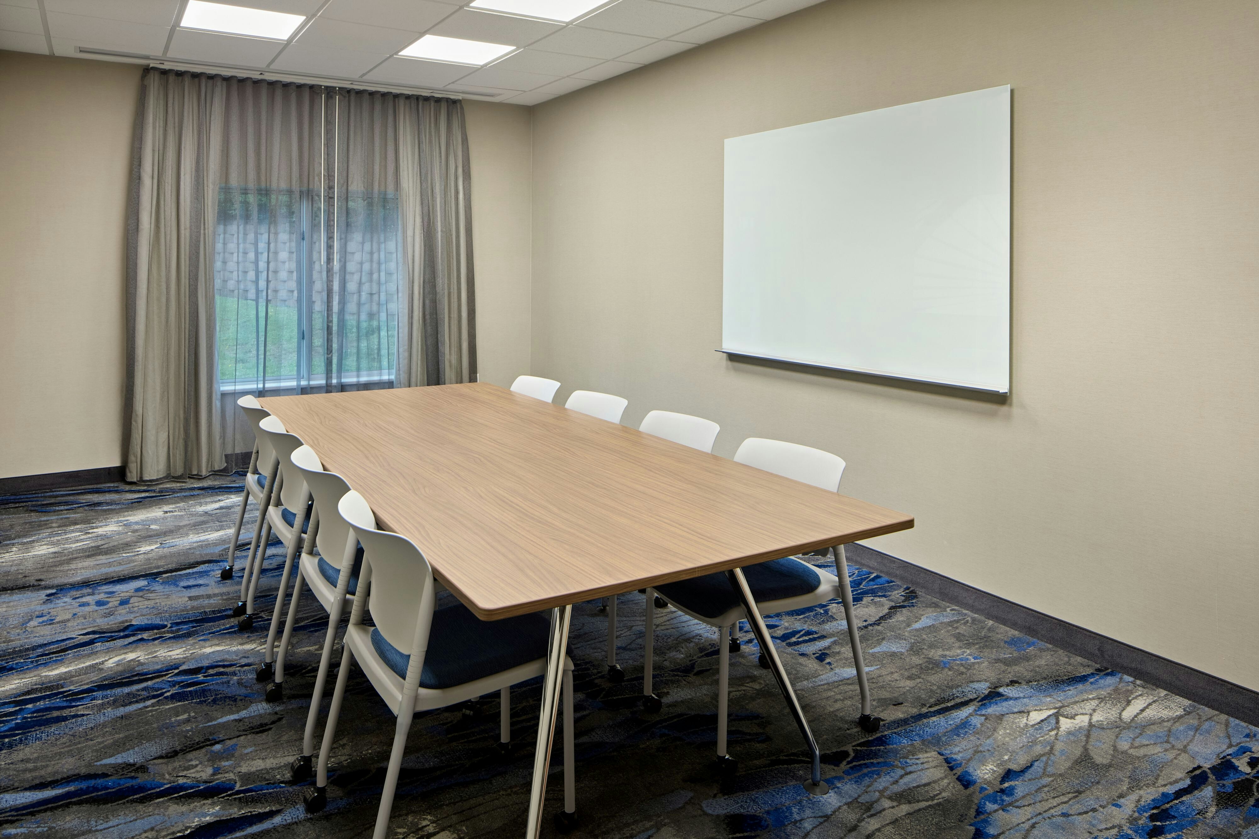 Fairfield Inn Suites Frankfort 7/11