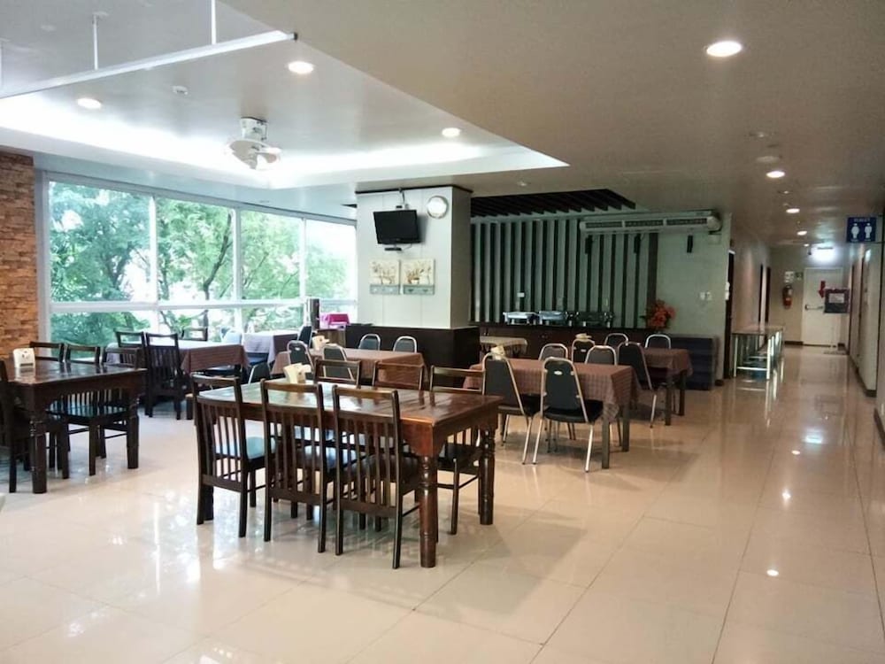 Km Kwanphayao Hotel 33/50