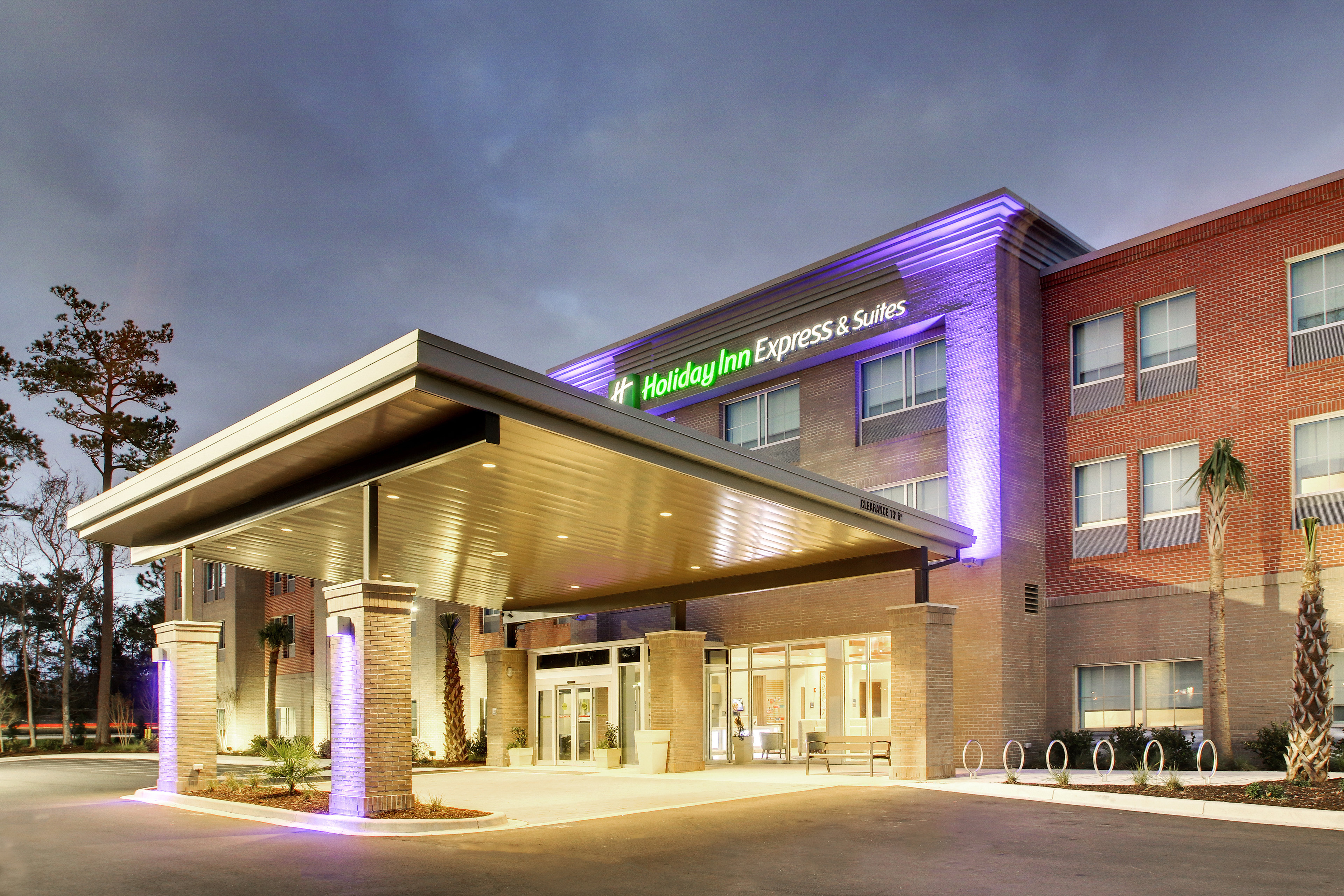 Holiday Inn Express Suites Charleston Ne Mt Pleasant Us17 2/40