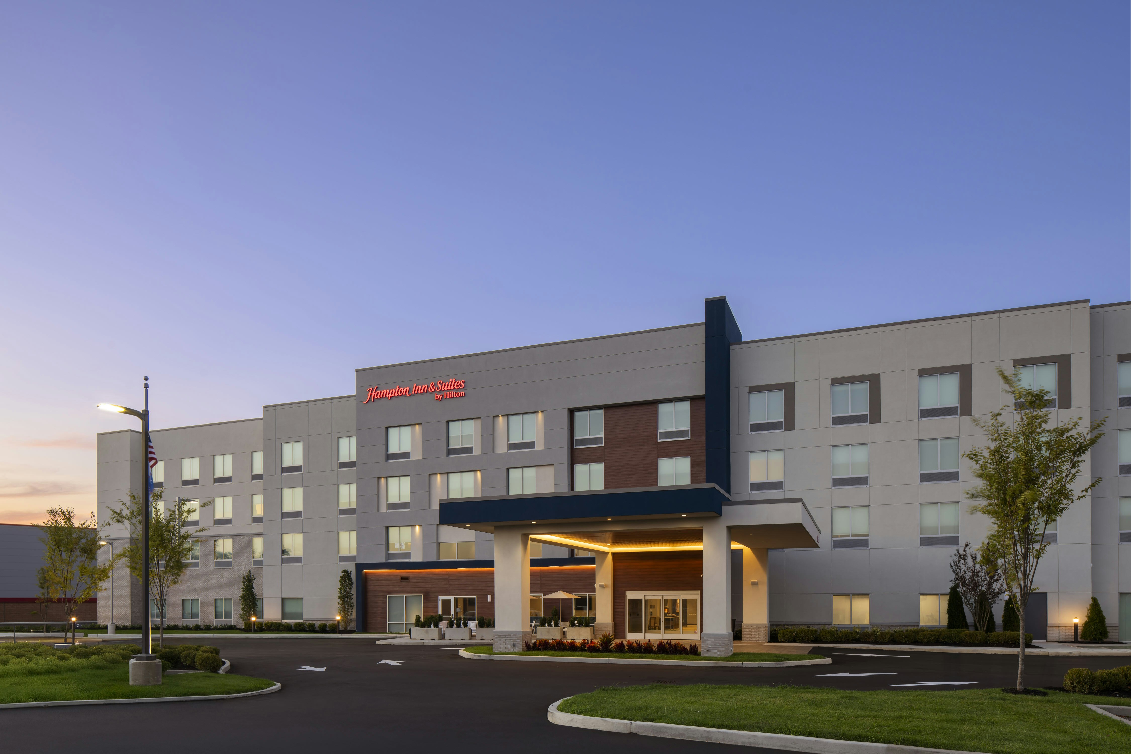 Hampton Inn & Suites by Hilton Long Island Farmingdale 1/29