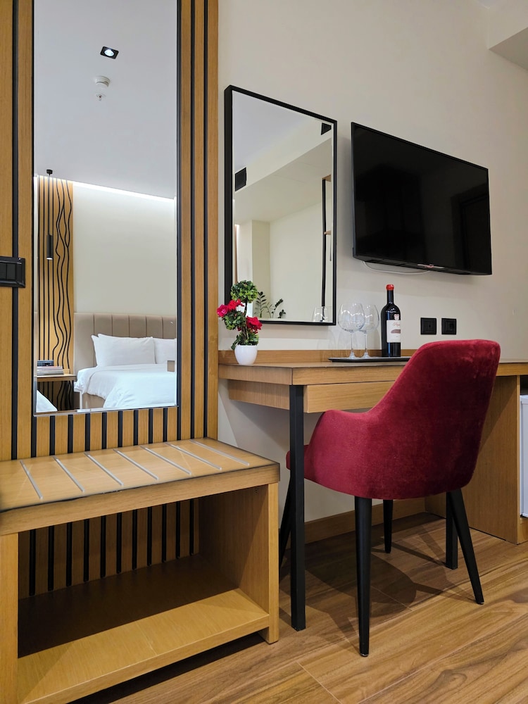 Valza Boutique Hotel 46/64
