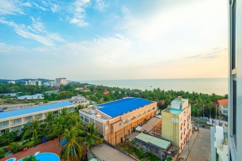 Stellar Hotel Phu Quoc 24/26