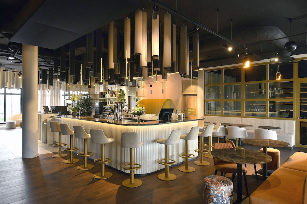 Golden Tulip Reims 36/50