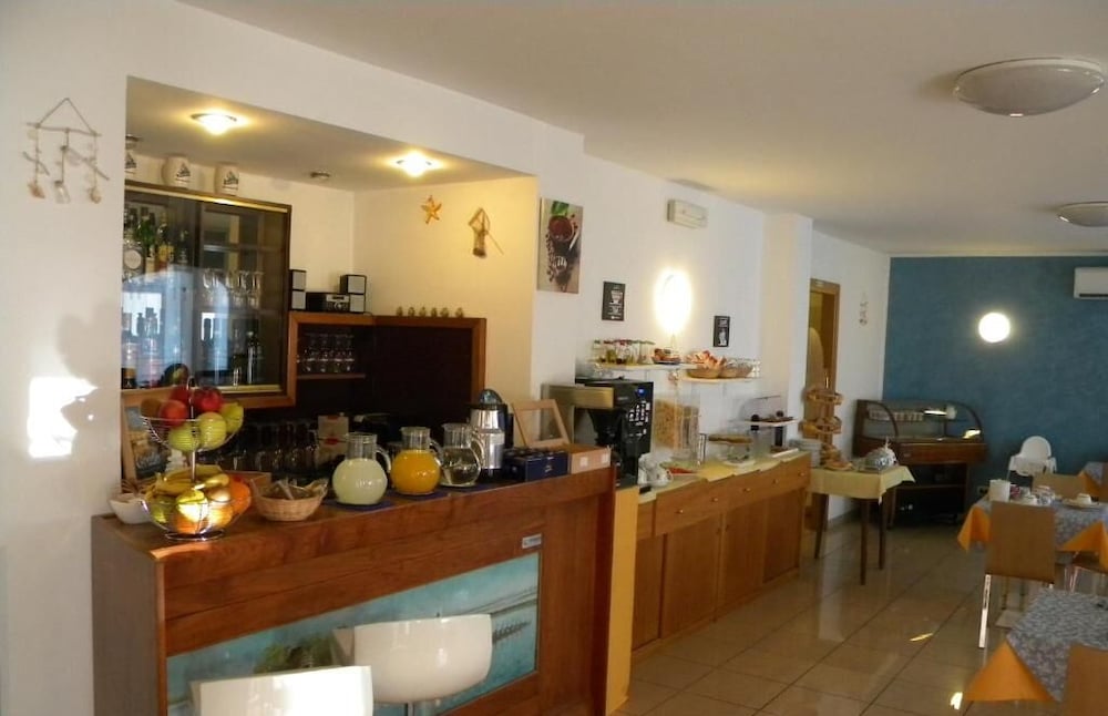 Hotel Eliani 44/47