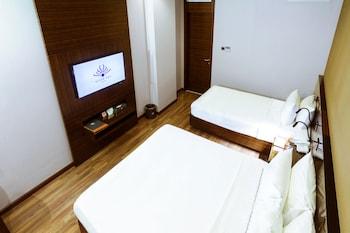 Superior, Triple, 2 Double Beds, No Window