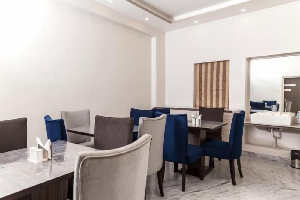 Simi International - The Imperial Guest House 17/20
