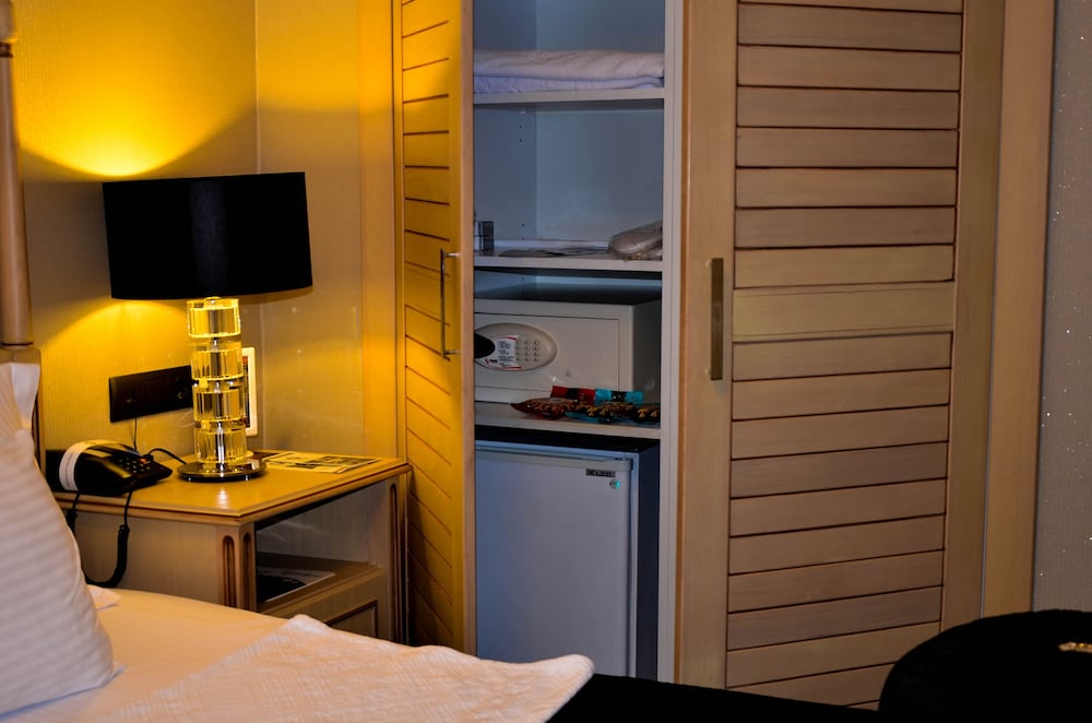 Ada Life Hotel 36/56