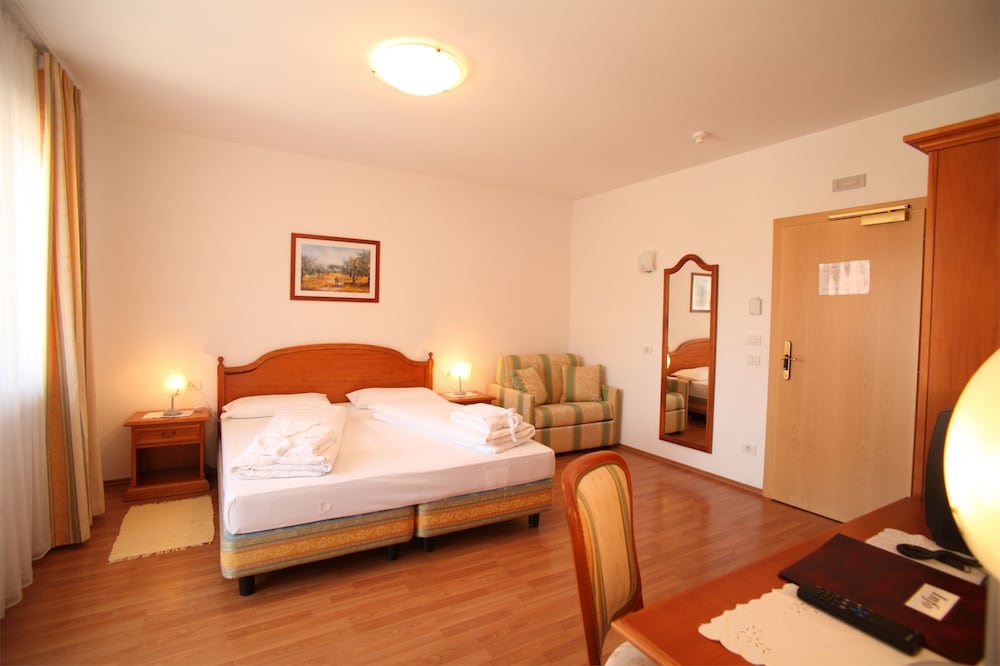Hotel Bagni Di Salomone 10/72