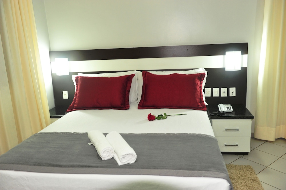 HOTEL ITAMARATY 13/51