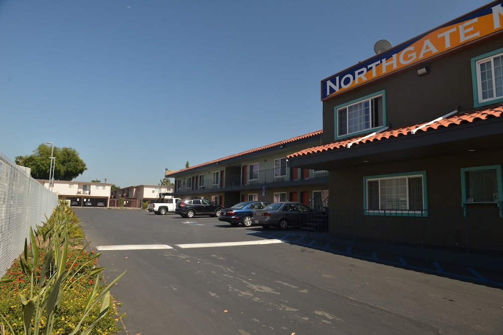 Northgate Motel 6/32