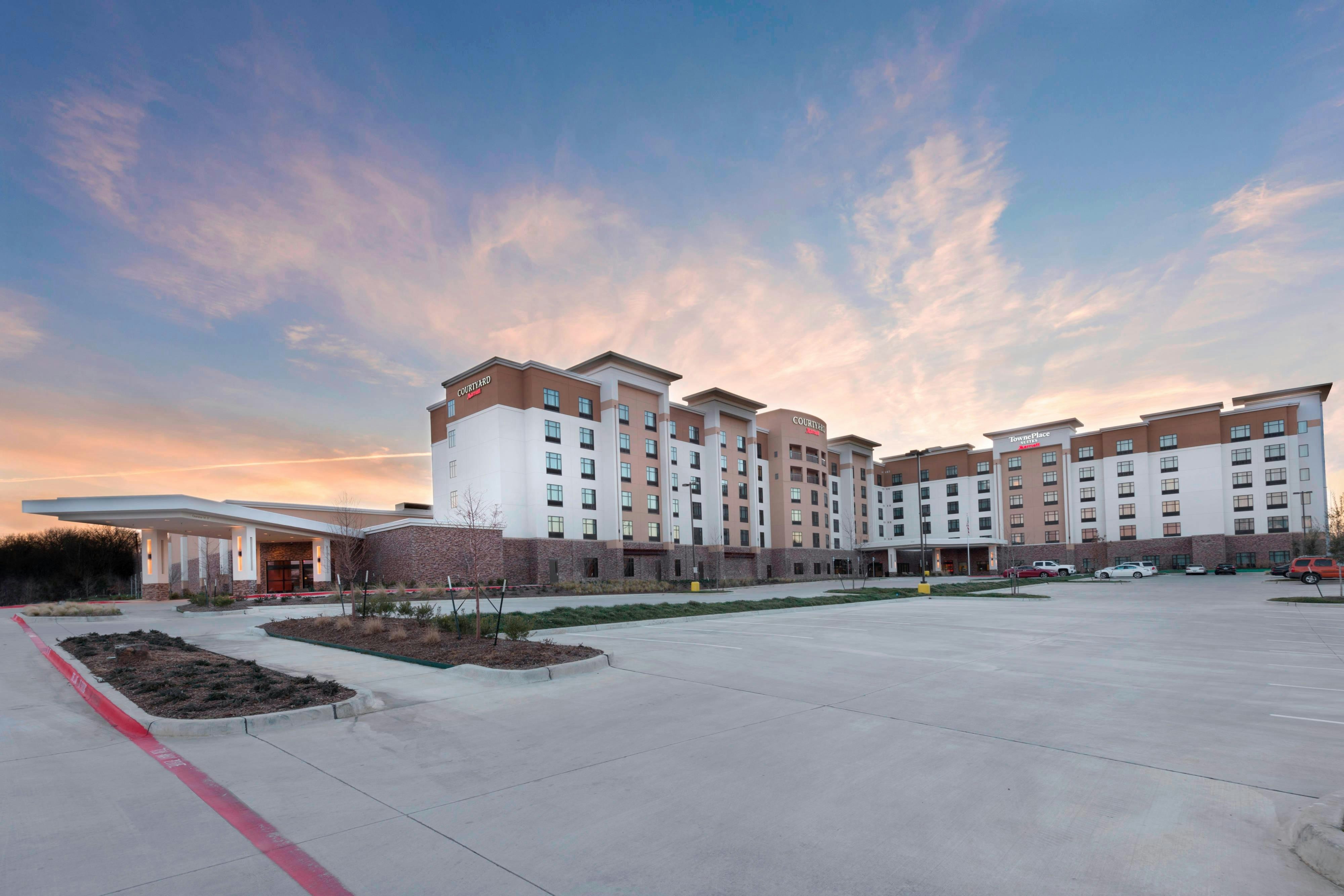 Courtyard By Marriott Dallas Dfw Airport North Grapevine 1/1