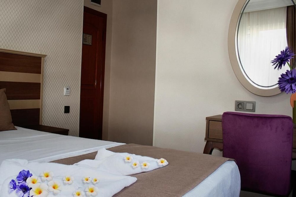 Sembol Hotel 26/46