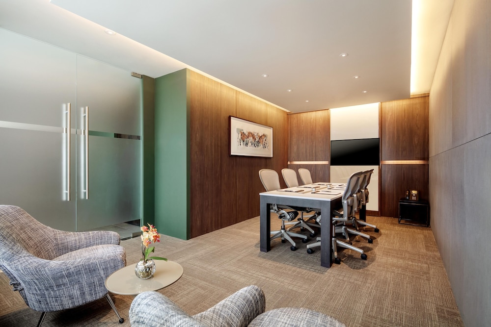 Pan Pacific Serviced Suites Orchard 15/76