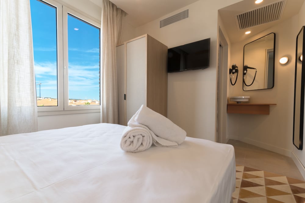 Akquaaa Boutique Hotel 13/48