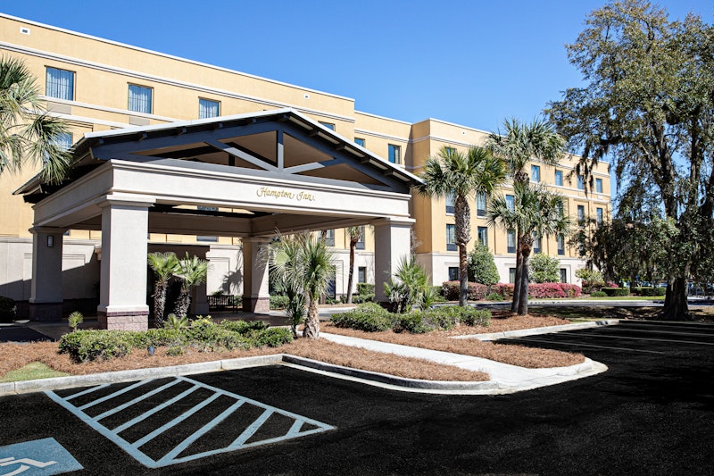 Hampton Inn Charleston Daniel Island 2/10