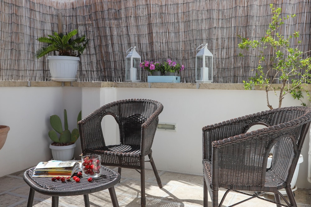 Terracielo Guest House 33/50