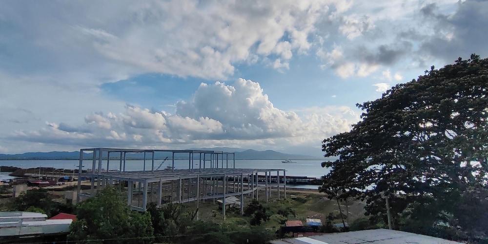 Dad's Bayview Pension 23/29