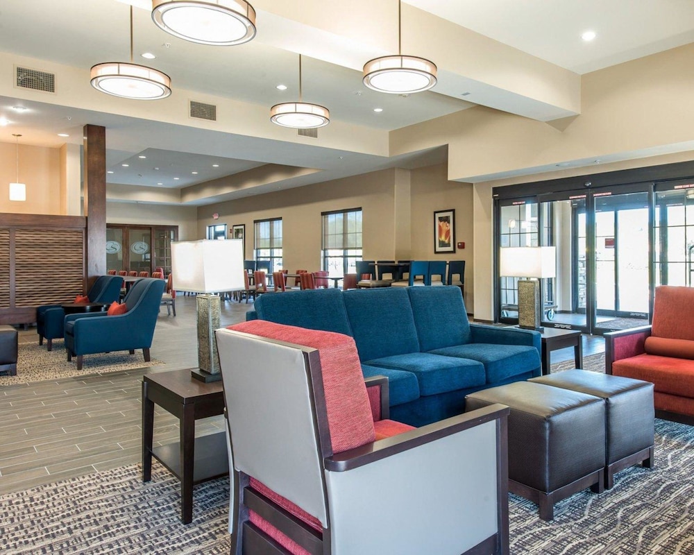 Comfort Suites Dunnellon near Rainbow Springs 28/40
