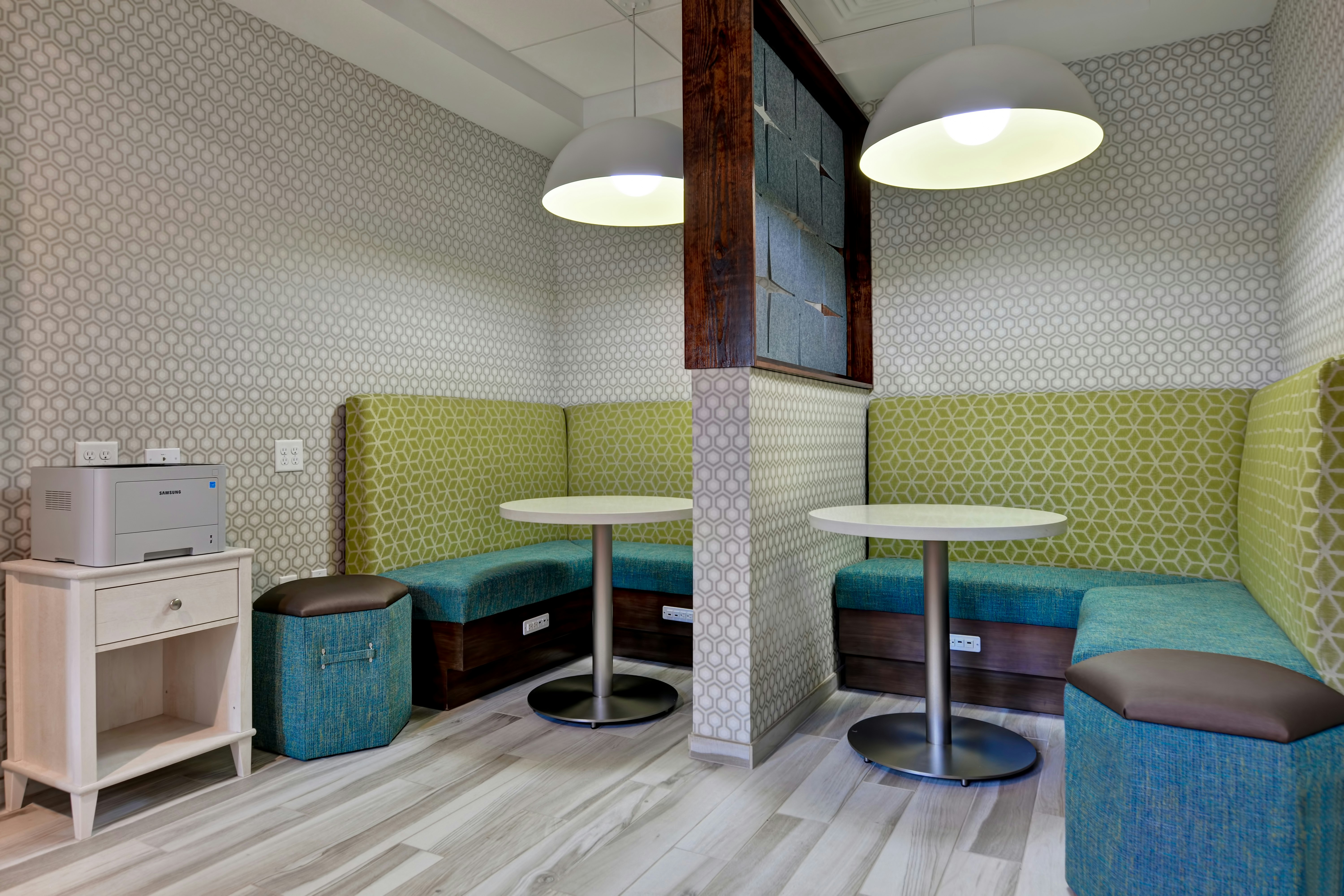 Hampton Inn Suites Tampa Riverview Brandon Fl 20/26