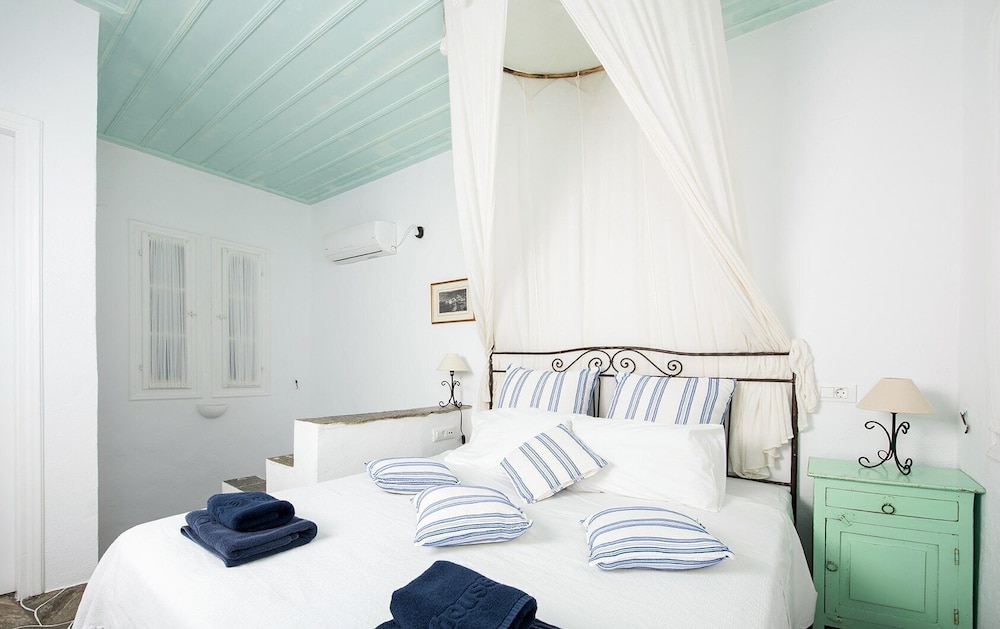 Lighthouse Hotel 16/47