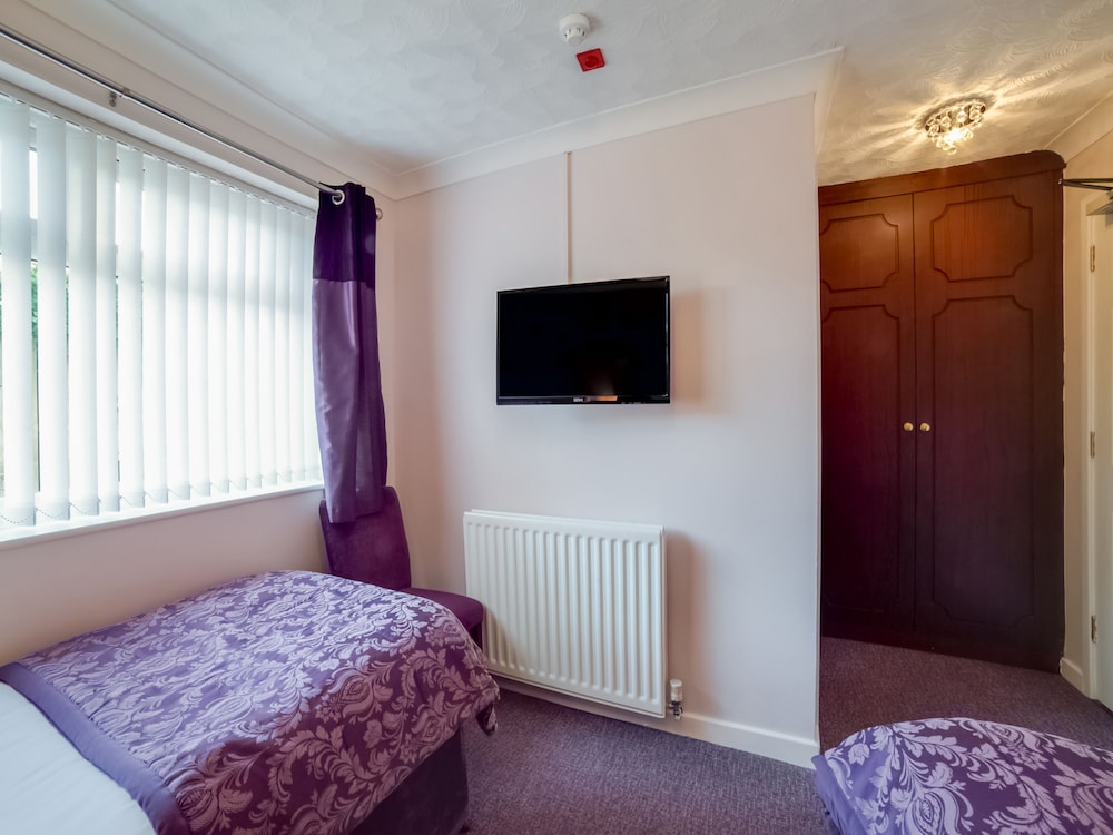 The Lemonfield Hotel 31/39