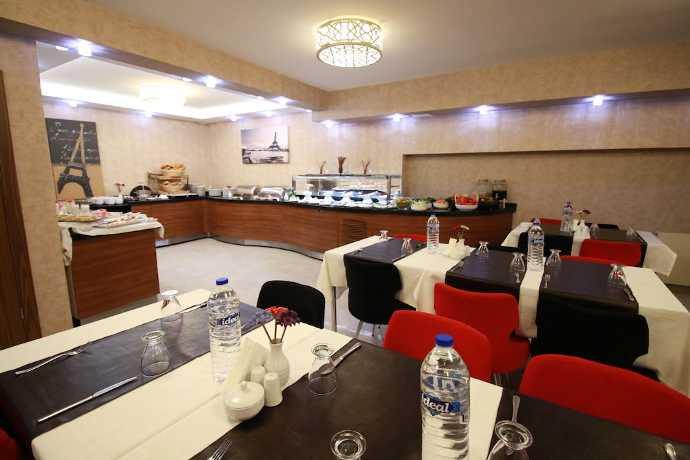 Hotel Business Yatt 43/54