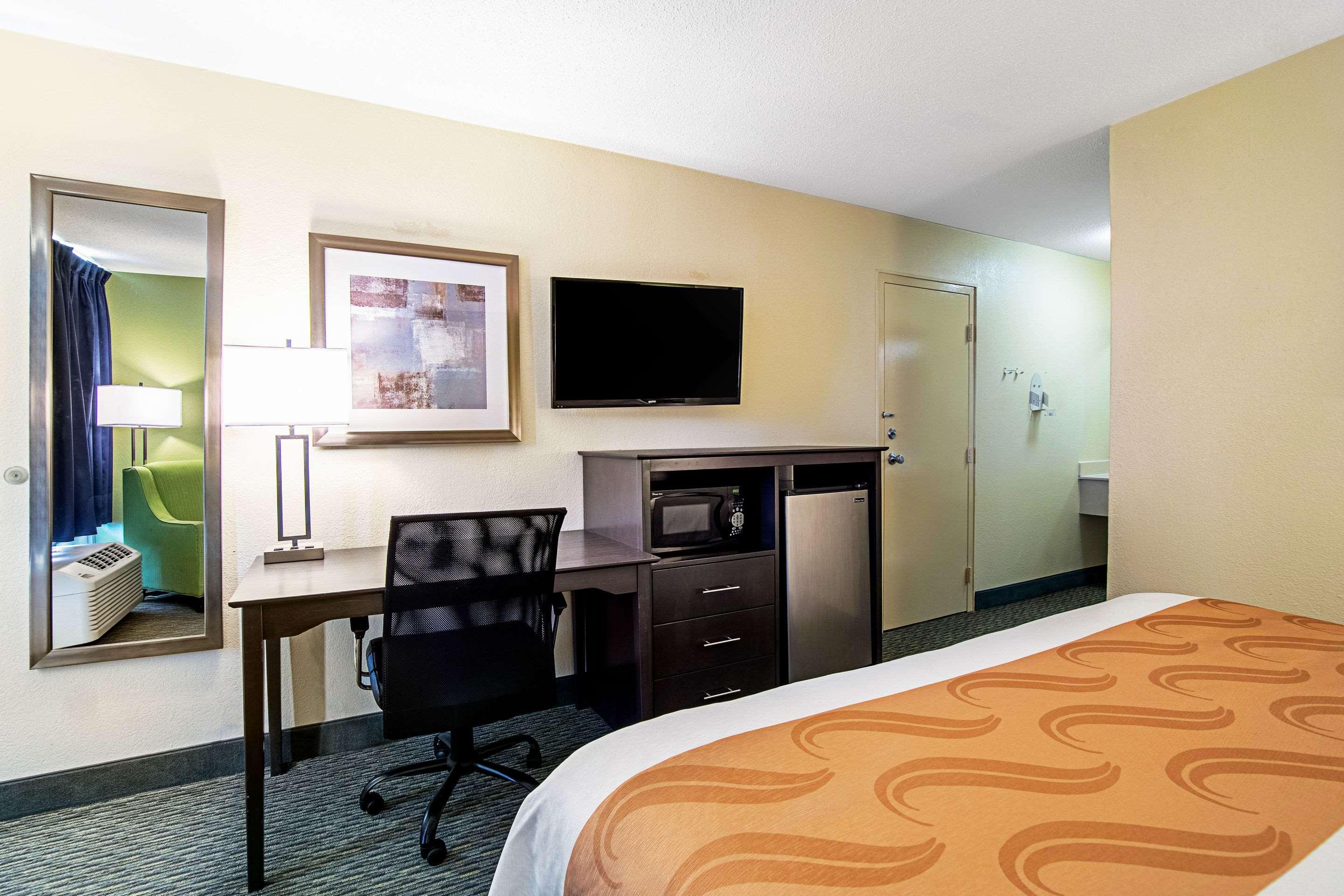 Quality Inn 24/28