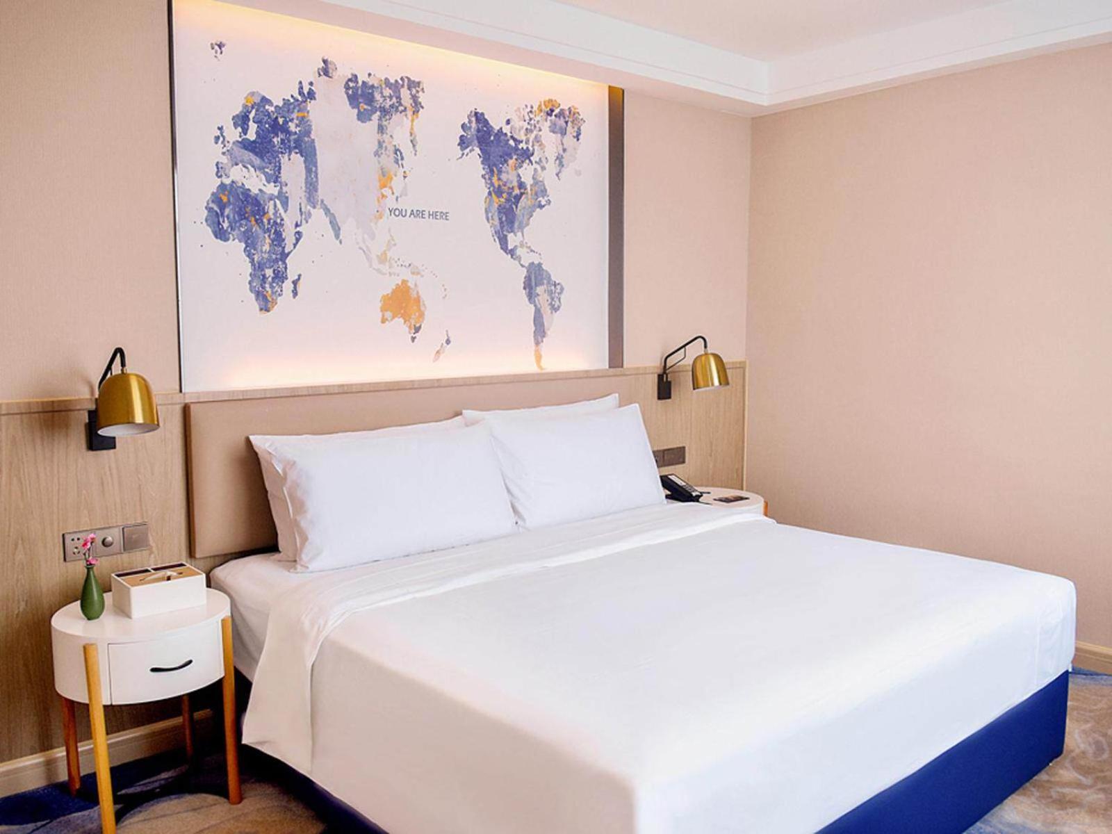 Kyriad Marvelous Hotel (Changning Zhongyin Times Plaza) 18/53